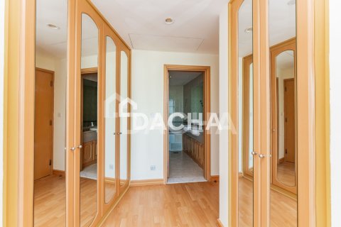 Квартира с 2 спальнями в Дубай Марина, ОАЭ №166693 16