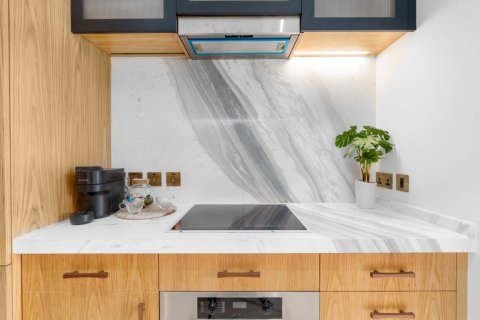 Квартира с 2 спальнями в Дубай Студио-Сити, ОАЭ №137330 10