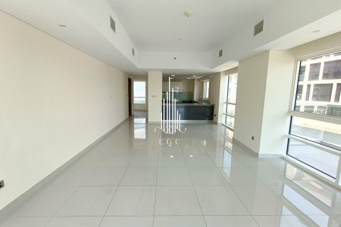 Apartment de 3 dormitorios en Al Bateen, UAE No. 24780 2