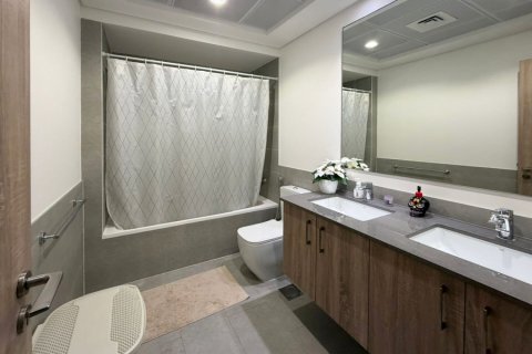 Квартира с 2 спальнями в Town Square, ОАЭ №149858