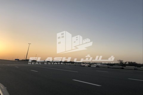 900مربع، قطعة أرض في Seih Al Harf, الإمارات العربية المتحدة رقم 172140 7