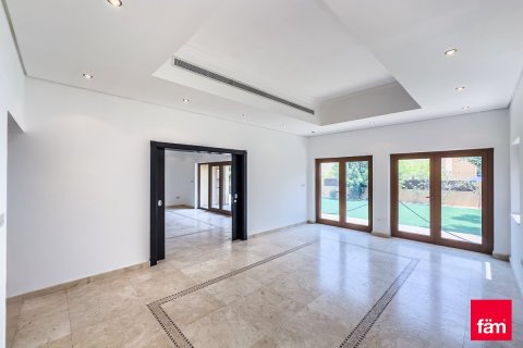 Вилла с 3 спальнями в Al Furjan, ОАЭ №135568 12