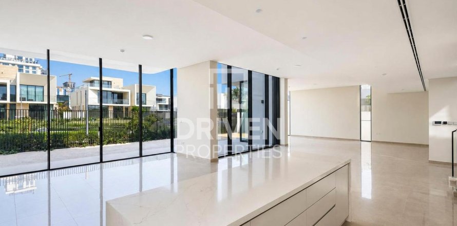 Villa de 5 chambres à Dubai Hills Estate, UAE No. 207390