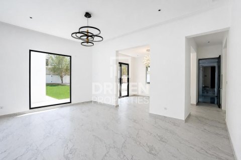 Villa de 6 chambres à Jasmine Leaf, UAE No. 207392 15
