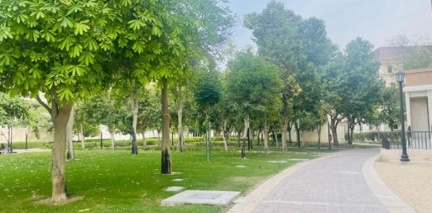 3 bedrooms Apartment in Motor City, UAE No. 154468