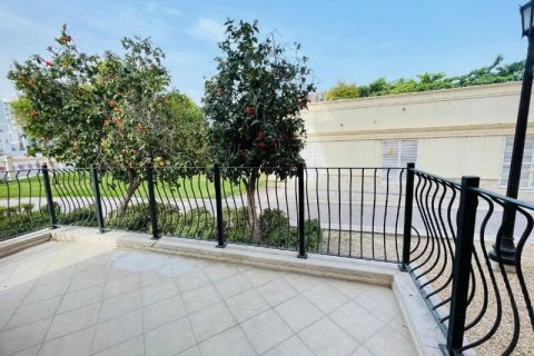 3 bedrooms Apartment in Motor City, UAE No. 154468 10