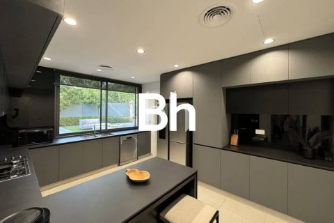 Villa de 4 dormitorios  No. 113232 16