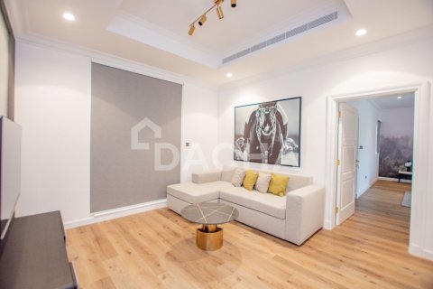 Вилла с 4 спальнями в Canal Cove Villas, ОАЭ №155793 15