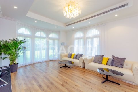 Вилла с 4 спальнями в Canal Cove Villas, ОАЭ №155793 30