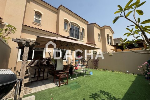 Townhouse de 3 dormitorios en Dubai Land, UAE No. 155791