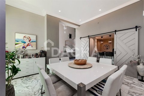 4 bedrooms Penthouse in Shoreline Apartments, UAE No. 155790 19