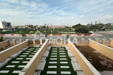 Townhouse de 2 dormitorios en Jumeirah Village Triangle, UAE No. 155792 6