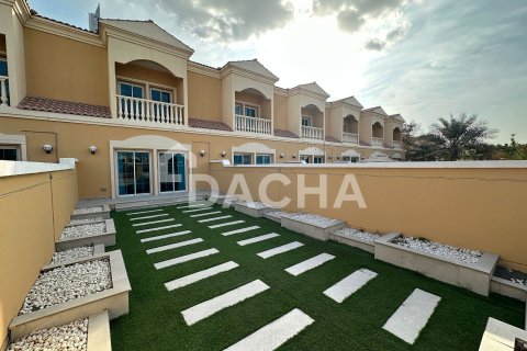 Townhouse de 2 dormitorios en Jumeirah Village Triangle, UAE No. 155792 3