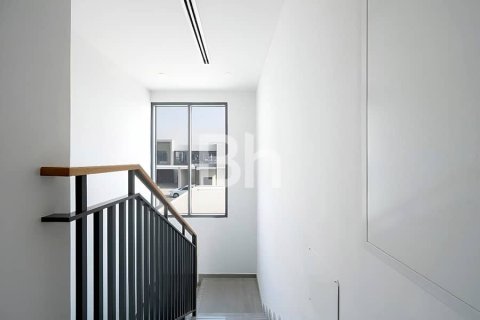 3 bedrooms Townhouse  No. 114555 2