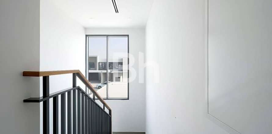 3 bedrooms Townhouse  No. 114555