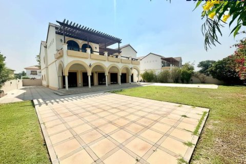 Villa de 5 dormitorios  No. 114552 23