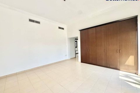 Villa de 5 dormitorios  No. 114552 12