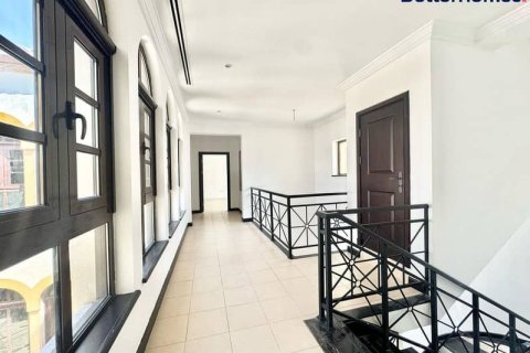 Villa de 5 dormitorios  No. 114552 11