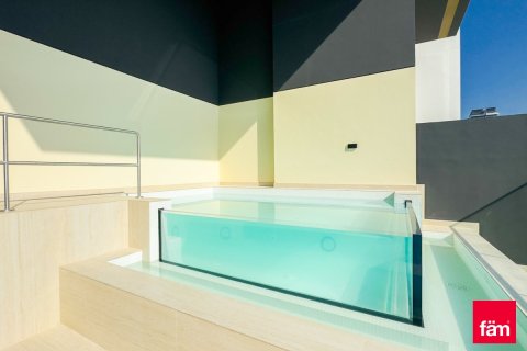 2 bedrooms Apartment in Dubai, UAE No. 137259 18