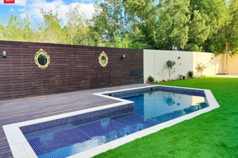 Villa de 5 chambres à Dubai, UAE No. 100233 7
