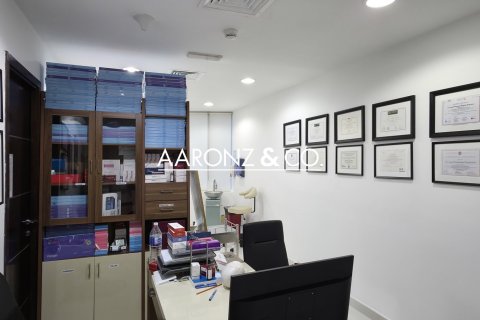 255m² Office in Jumeirah Lake Towers, UAE No. 132702 9