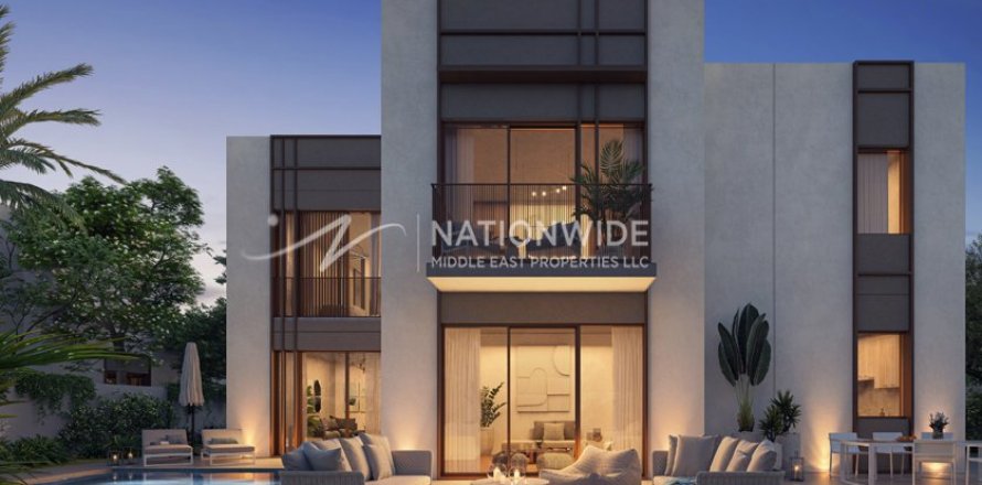 Villa de 4 dormitorios  No. 125814