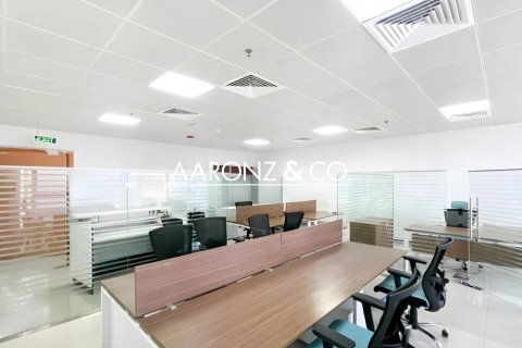82m² Office in Business Bay, UAE No. 136849 9