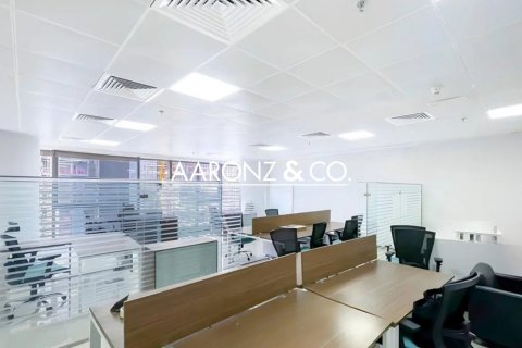 82m² Office in Business Bay, UAE No. 136849 8