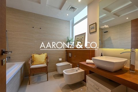 Таунхаус с 3 спальнями в Джумейра Вилладж Серкл, ОАЭ №136846 17