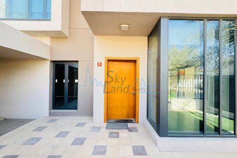 4 غرف نوم فيلا  رقم 125077 23