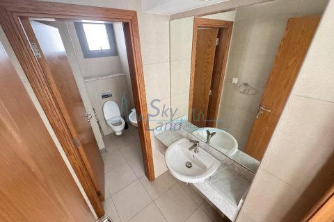 4 غرف نوم فيلا  رقم 125077 24