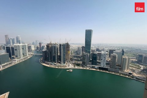2 bedrooms Apartment in Business Bay, UAE No. 210805 8
