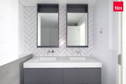 2 bedrooms Apartment in Dubai, UAE No. 145357 17