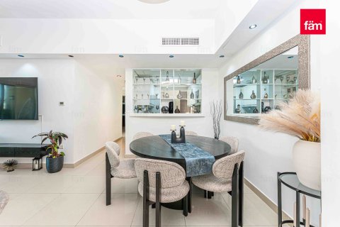 Apartment de 3 dormitorios en Dubai Production City (IMPZ), UAE No. 145358 3