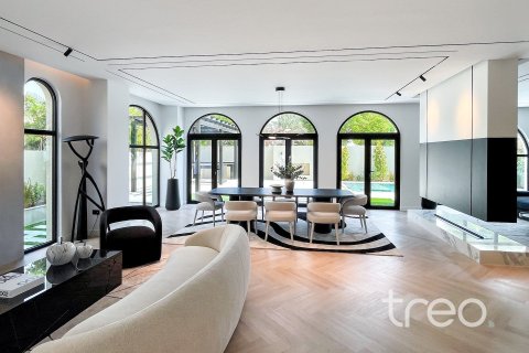 Villa de 6 dormitorios en Aseel, UAE No. 173467 10