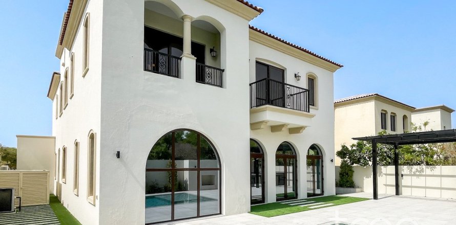 Villa de 6 dormitorios en Aseel, UAE No. 173467