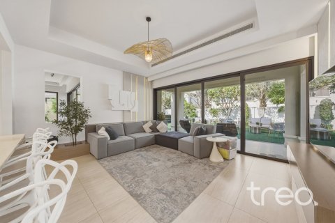 4 غرف نوم فيلا في Rasha, الإمارات العربية المتحدة رقم 173469 12