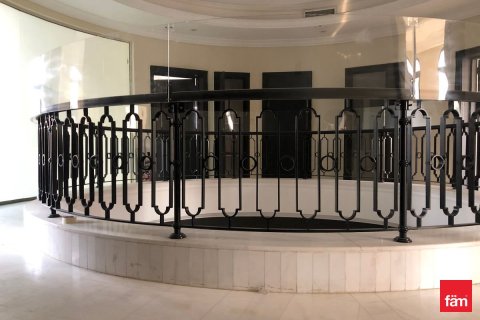 Villa de 6 dormitorios en Palm Jumeirah, UAE No. 135679 7