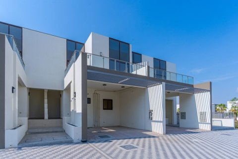 Townhouse de 4 dormitorios en District 11, UAE No. 149650