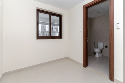 Townhouse de 4 dormitorios en District 11, UAE No. 149650 7