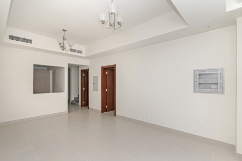 Townhouse de 4 dormitorios en District 11, UAE No. 149650 15