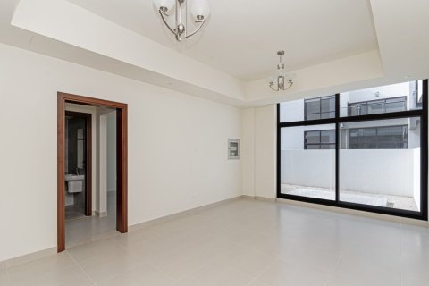 Townhouse de 4 dormitorios en District 11, UAE No. 149650 13