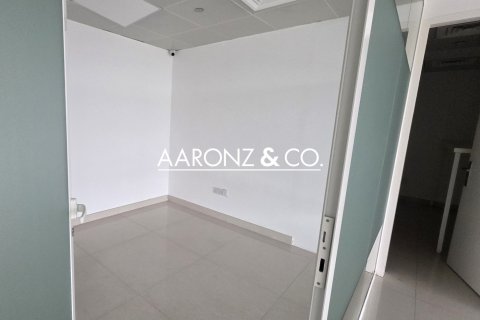 102مربع، مكتب في أبراج بحيرة جميرا, الإمارات العربية المتحدة رقم 149937 10