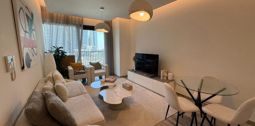 Квартира с 1 спальней в Бизнес-Бэй, ОАЭ №142427