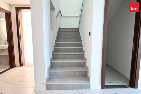 4 bedrooms Villa in Dubai, UAE No. 208147 17