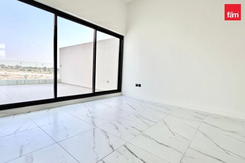 4 bedrooms Villa in Dubai, UAE No. 208147 5