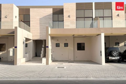 4 bedrooms Villa in Dubai, UAE No. 208147