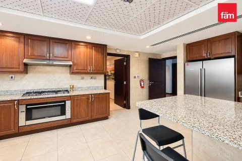 5 bedrooms Villa in Jumeirah Park, UAE No. 208150 13