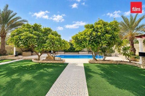 5 bedrooms Villa in Jumeirah Park, UAE No. 208150 19
