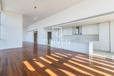 4 bedrooms Penthouse in City Walk, UAE No. 200742 18